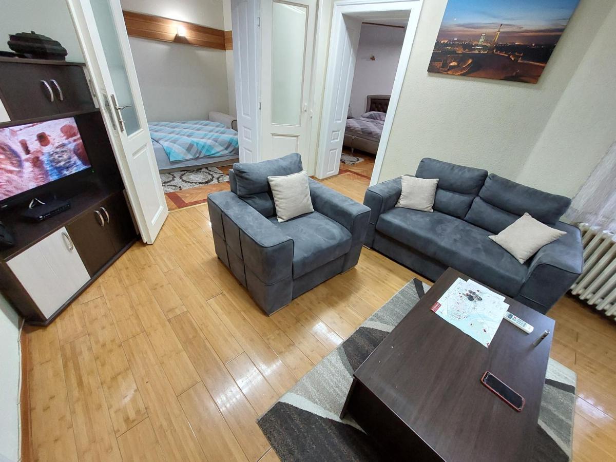 Bukoleon Apartment Beograd Eksteriør billede